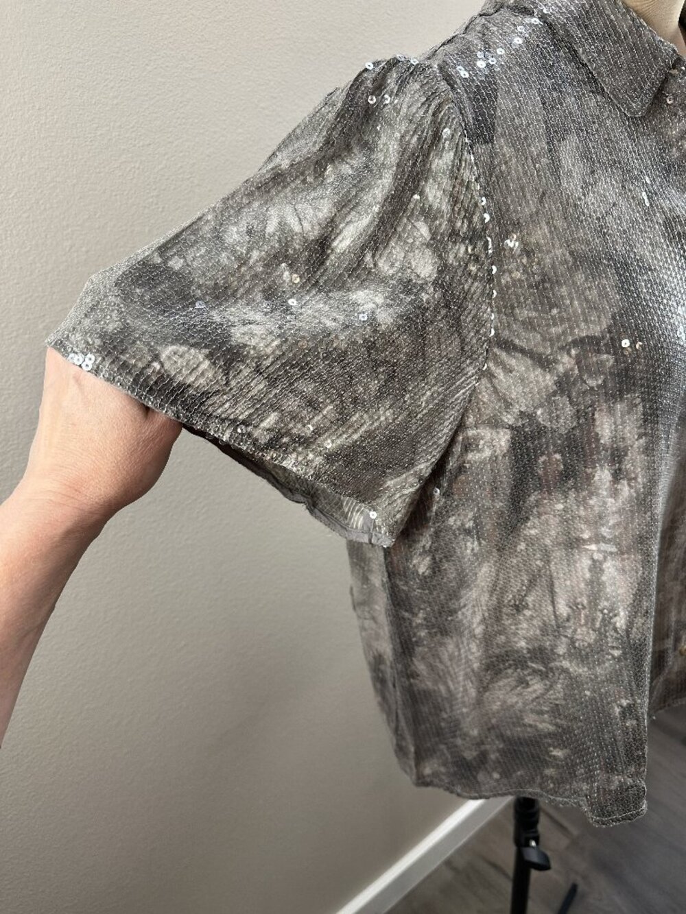 Pilcro Short Sleeve Buttondown Sequin Top NWT - Picture 7 of 8